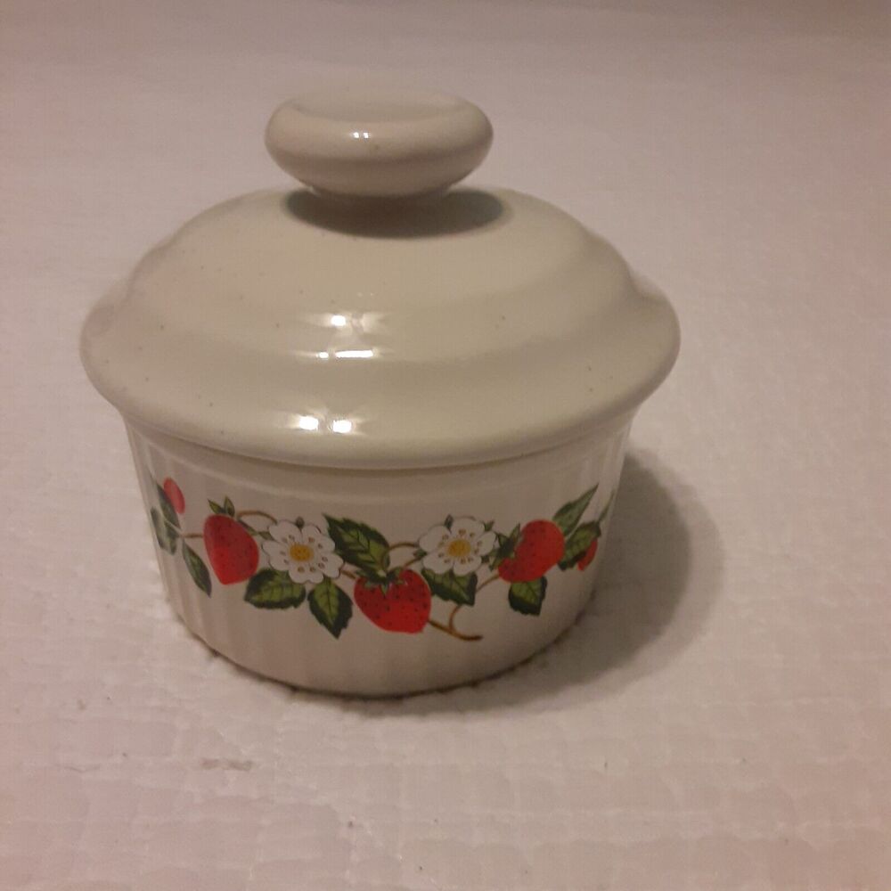 Vintage Sheffield Japan Oven to Table Strawberries & Cream Dish w/ lid